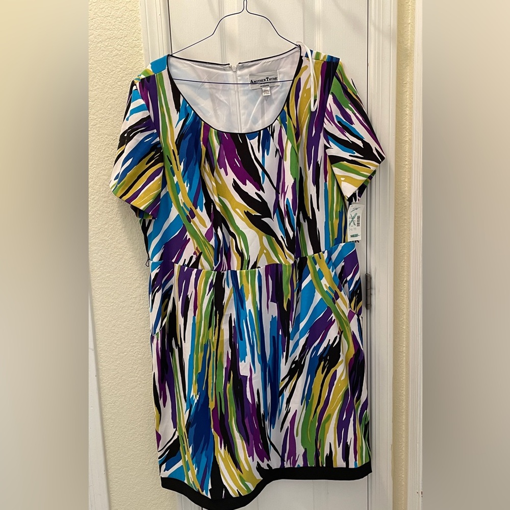 Elegant Purple and Blue Lined Dress with Stylish Silhouette